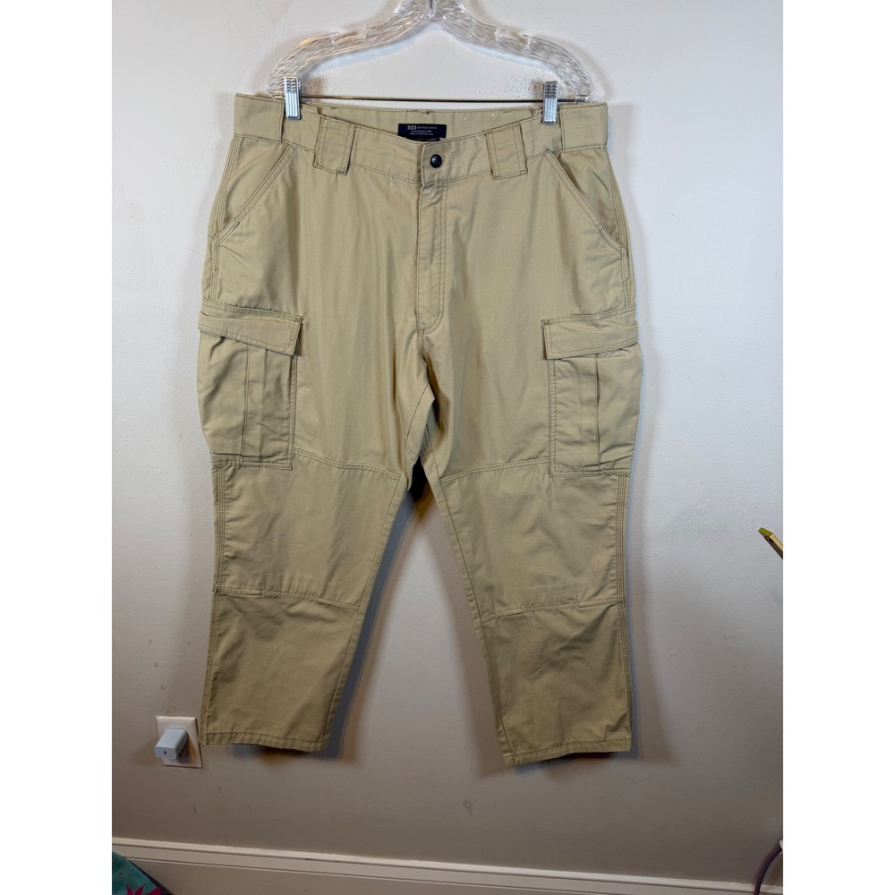 5.11 Tactical Mens Cargo Pants Ripstop Khaki XL Short